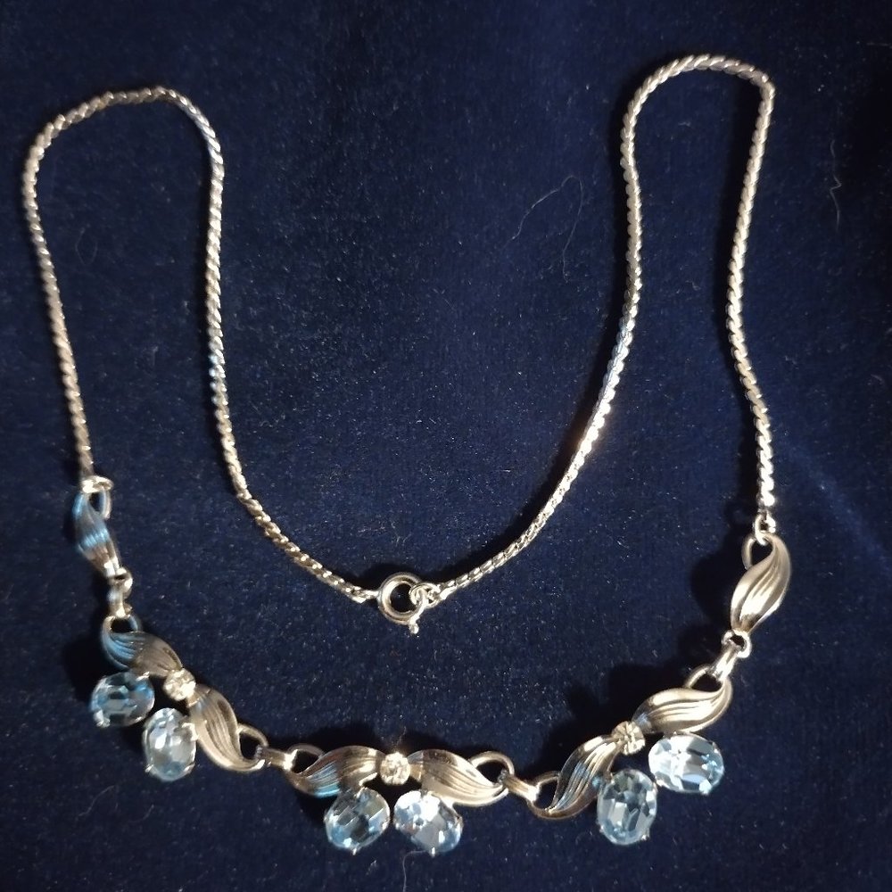 Van Dell Ladies Sterling Necklace